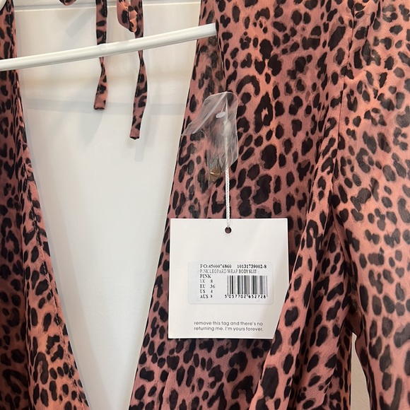 Low cut long sleeve bodysuit - Picture 2 of 2